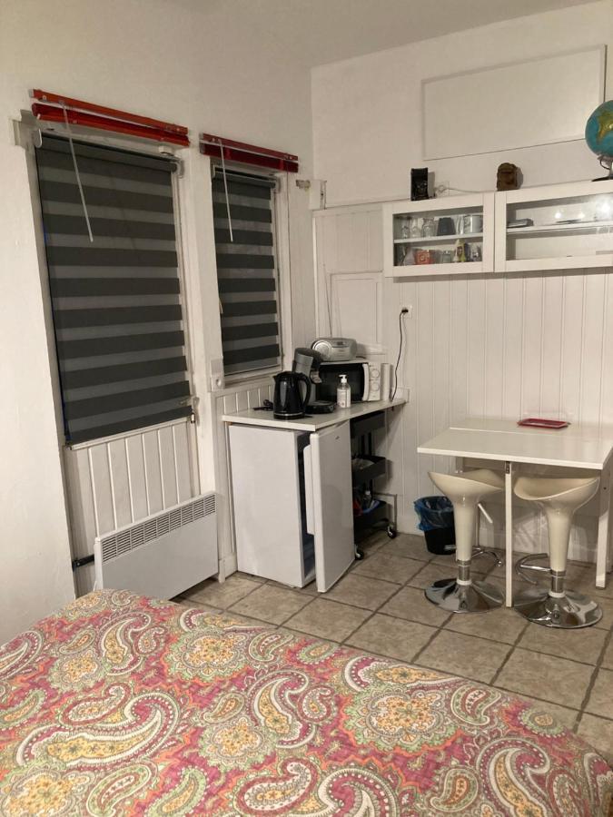 La Coccinelle Bed and Breakfast Nîmes Eksteriør billede