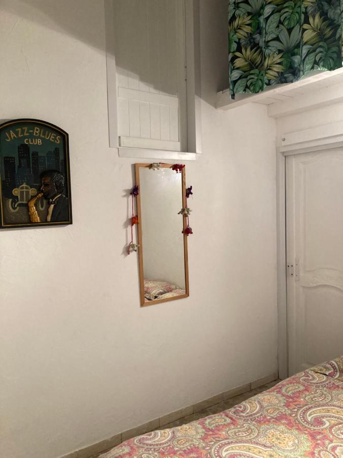 La Coccinelle Bed and Breakfast Nîmes Eksteriør billede